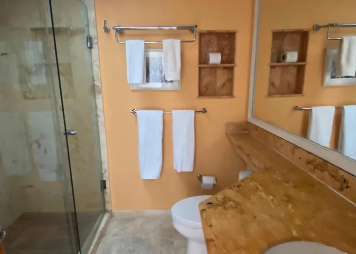4br Front Chac-hal-al Apartment *